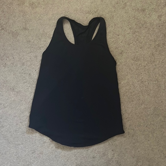 LIKE NEW Lululemon Tank l Size 4 - Picture 2 of 4